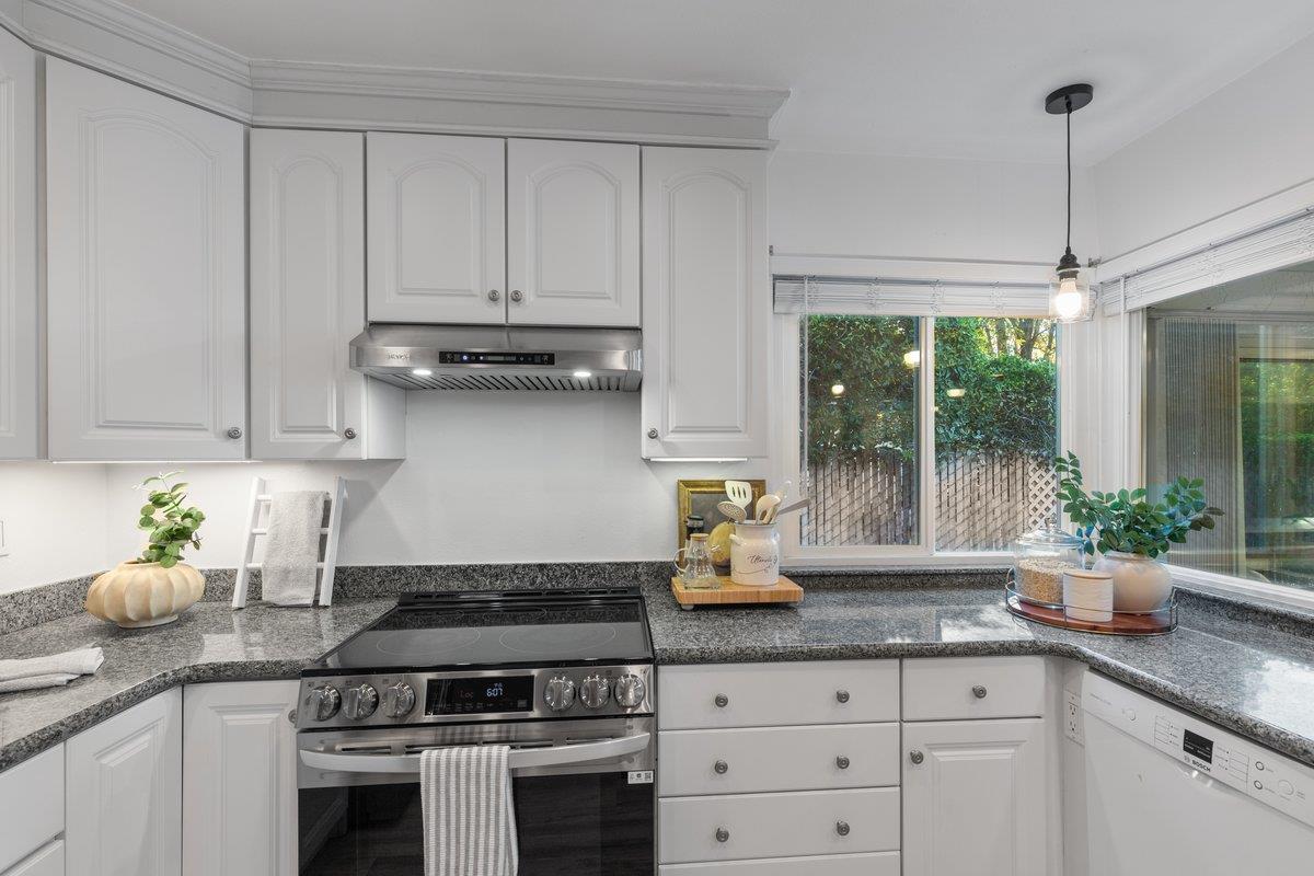 Detail Gallery Image 21 of 56 For 1417 Usona Dr, San Jose,  CA 95118 - 4 Beds | 2 Baths