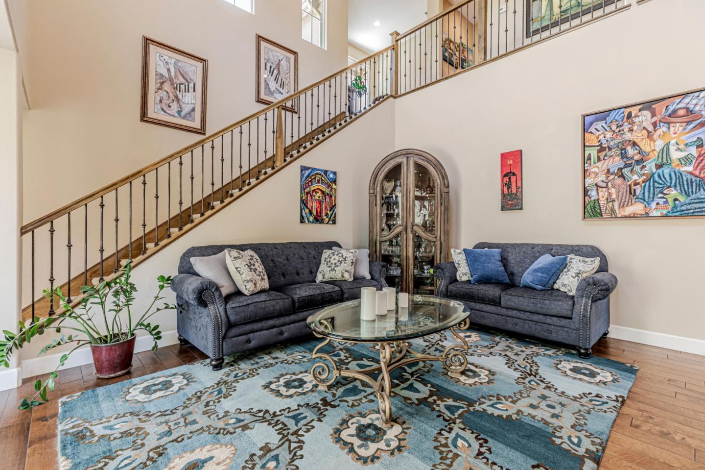 Detail Gallery Image 14 of 86 For 1930 Saffron Ct, Gilroy,  CA 95020 - 4 Beds | 3 Baths