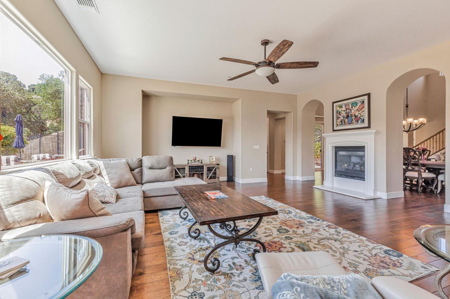 Detail Gallery Image 18 of 86 For 1930 Saffron Ct, Gilroy,  CA 95020 - 4 Beds | 3 Baths