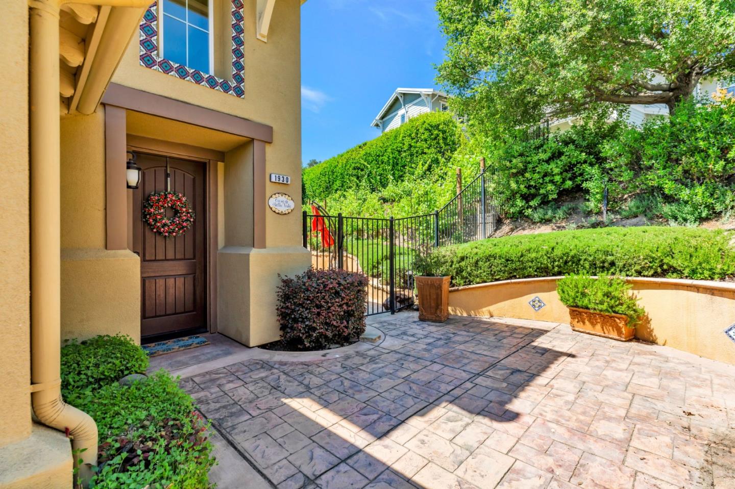 Detail Gallery Image 3 of 86 For 1930 Saffron Ct, Gilroy,  CA 95020 - 4 Beds | 3 Baths