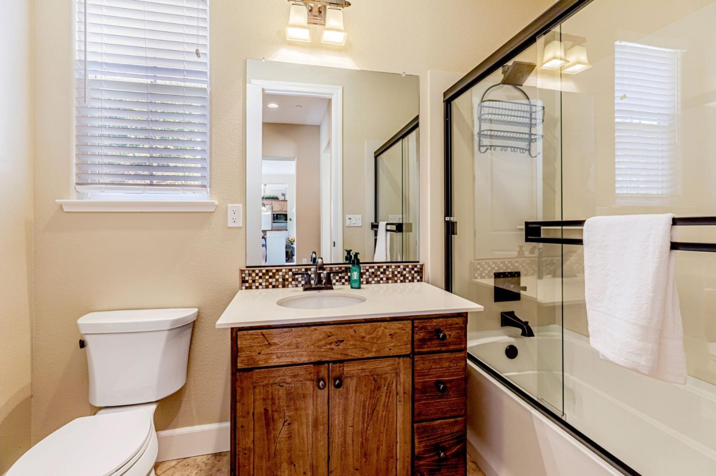 Detail Gallery Image 52 of 86 For 1930 Saffron Ct, Gilroy,  CA 95020 - 4 Beds | 3 Baths