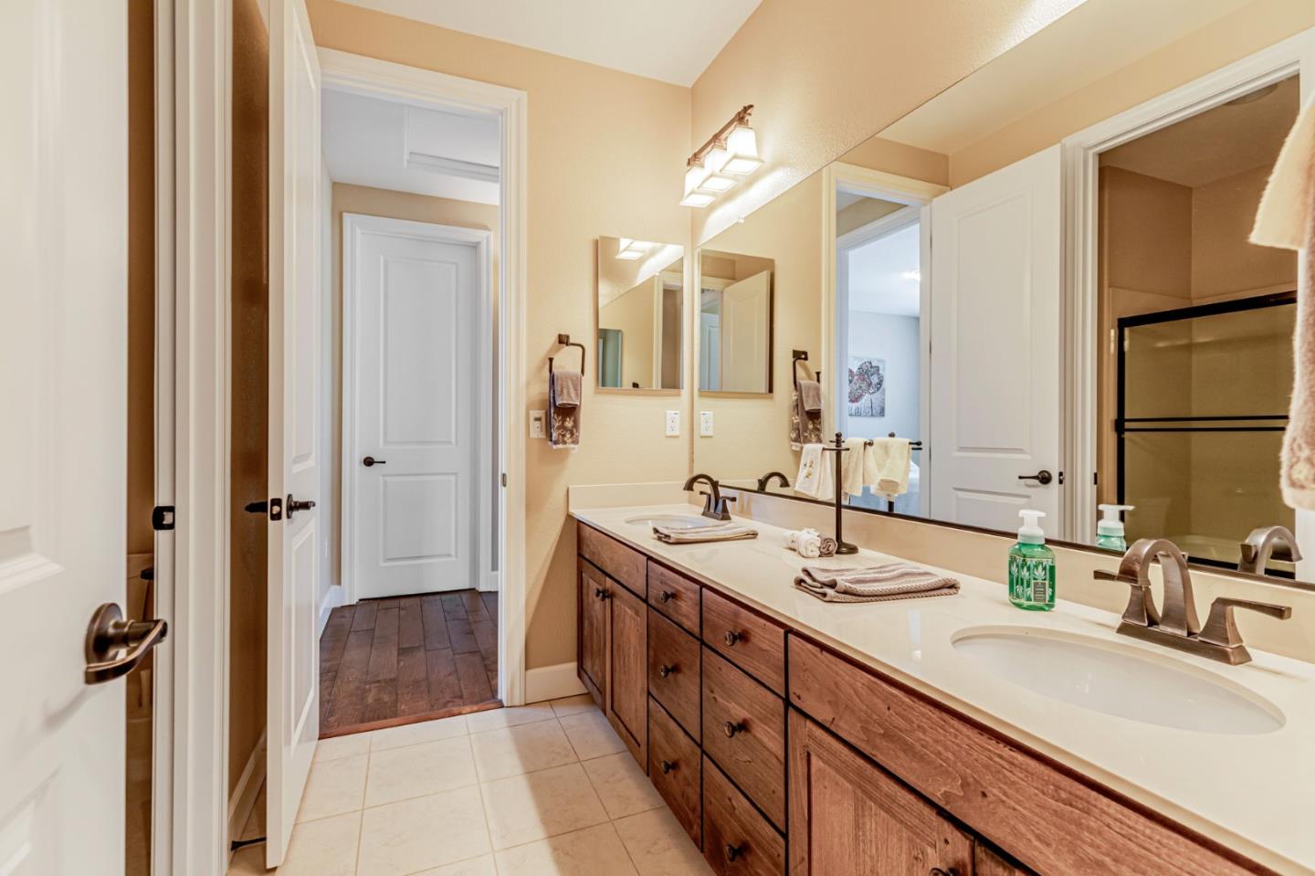 Detail Gallery Image 55 of 86 For 1930 Saffron Ct, Gilroy,  CA 95020 - 4 Beds | 3 Baths