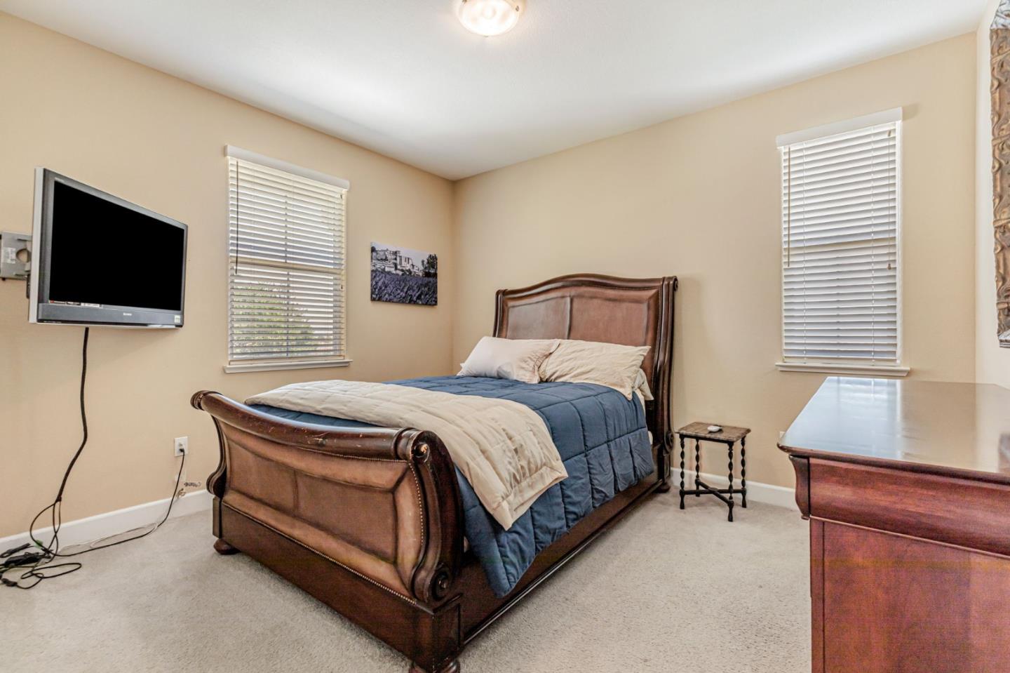 Detail Gallery Image 74 of 86 For 1930 Saffron Ct, Gilroy,  CA 95020 - 4 Beds | 3 Baths
