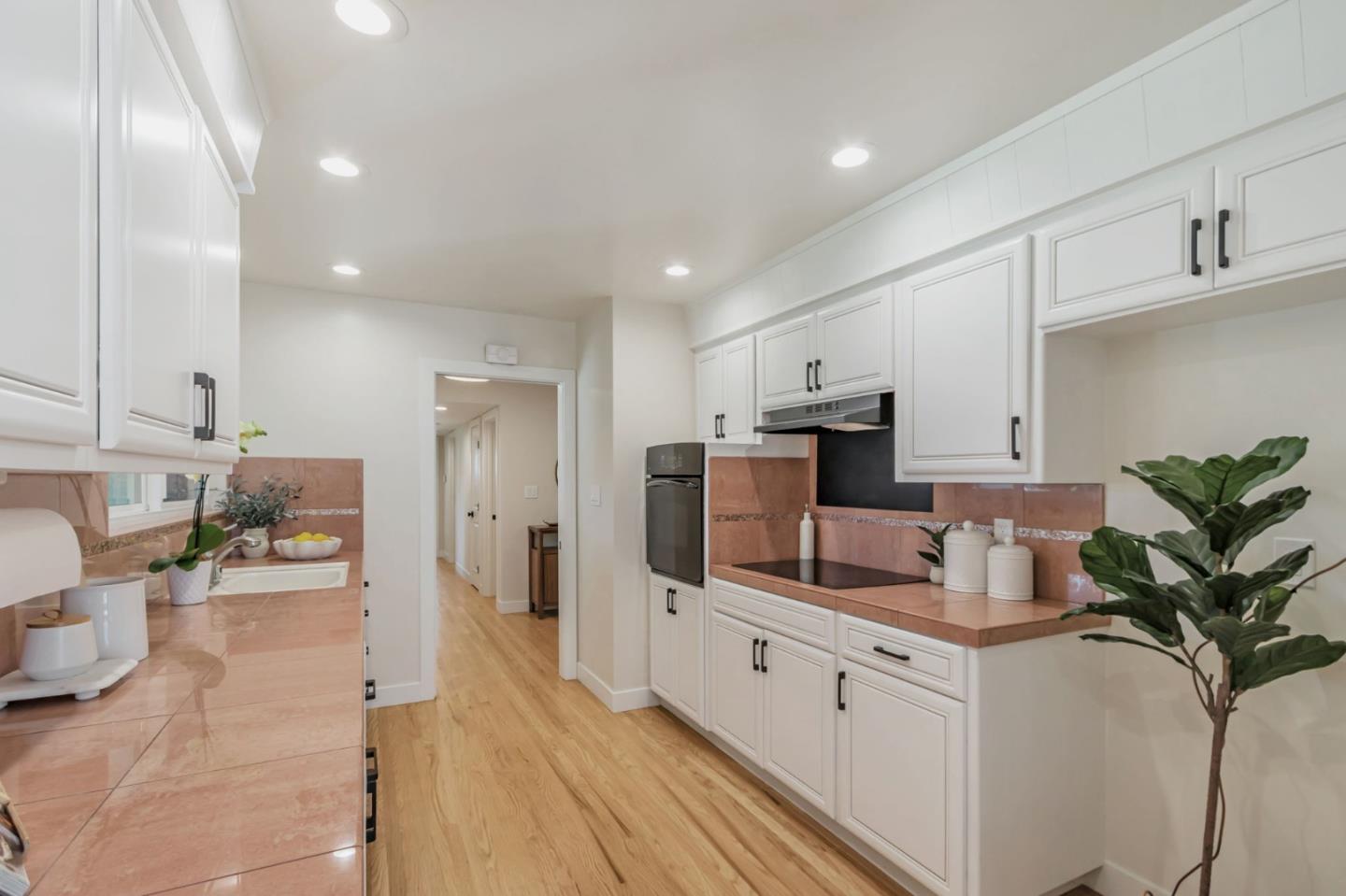 Detail Gallery Image 14 of 32 For 1341 E Campbell Ave, Campbell,  CA 95008 - 4 Beds | 3 Baths