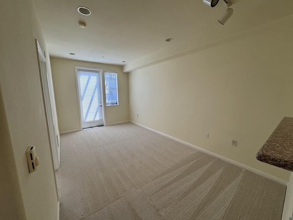 Detail Gallery Image 10 of 33 For 989 Franklin St #606,  Oakland,  CA 94607 - 1 Beds | 1 Baths