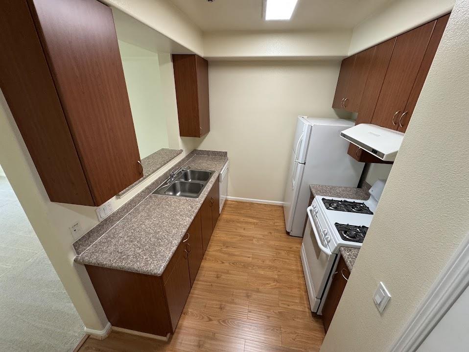 Detail Gallery Image 7 of 33 For 989 Franklin St #606,  Oakland,  CA 94607 - 1 Beds | 1 Baths