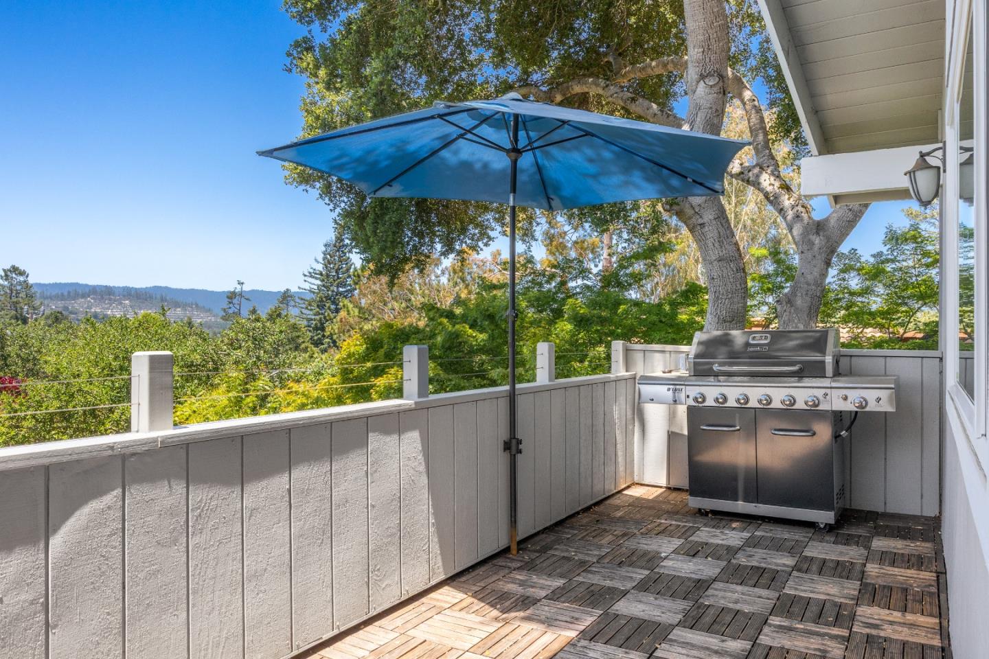 Detail Gallery Image 15 of 69 For 22 Quien Sabe Rd, Scotts Valley,  CA 95066 - 5 Beds | 3 Baths