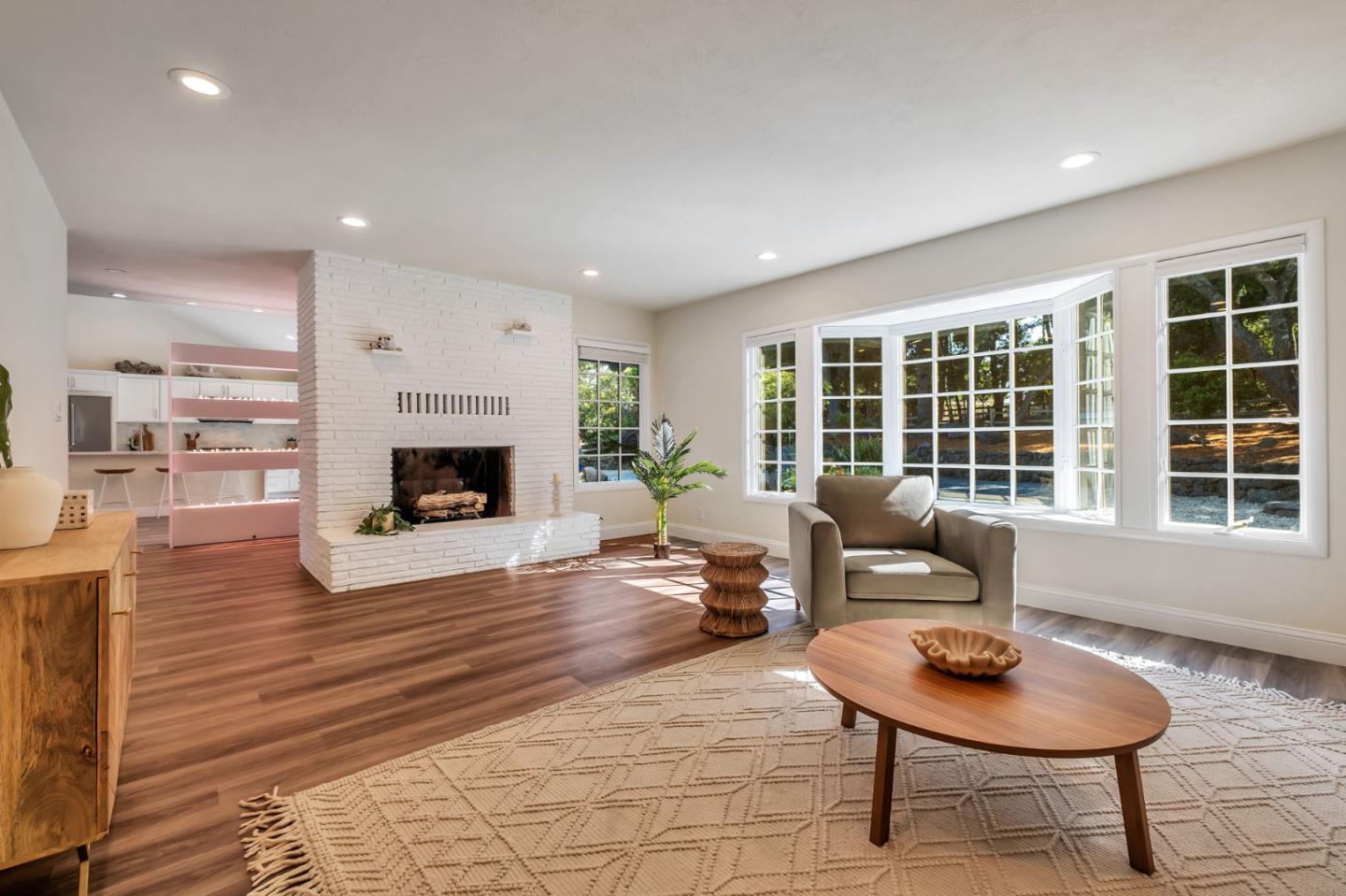 Detail Gallery Image 14 of 44 For 770 Graham Hill Rd, Santa Cruz,  CA 95060 - 3 Beds | 3 Baths