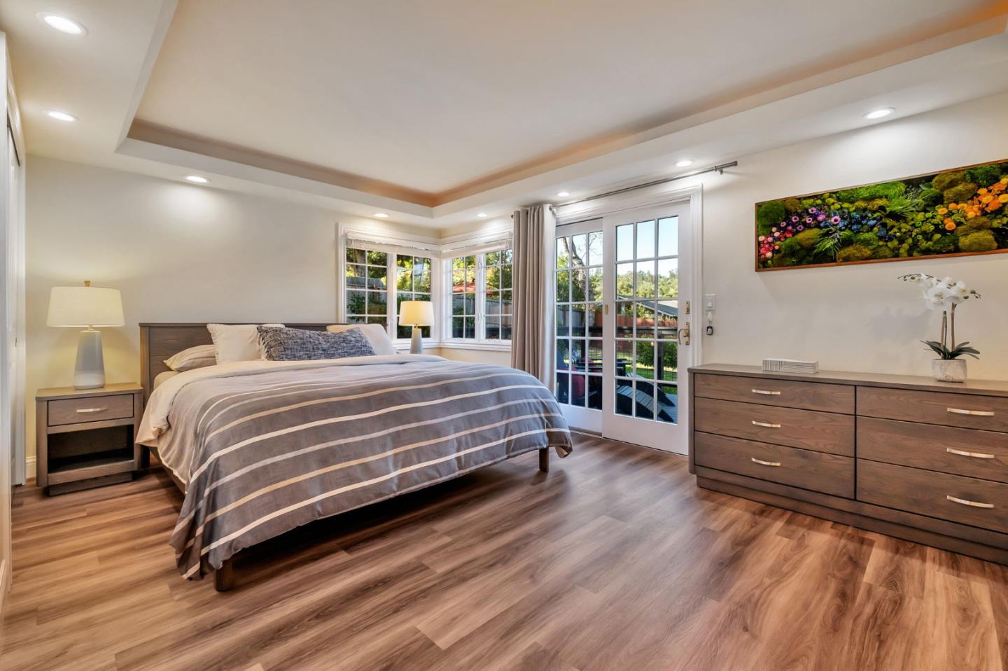 Detail Gallery Image 16 of 44 For 770 Graham Hill Rd, Santa Cruz,  CA 95060 - 3 Beds | 3 Baths