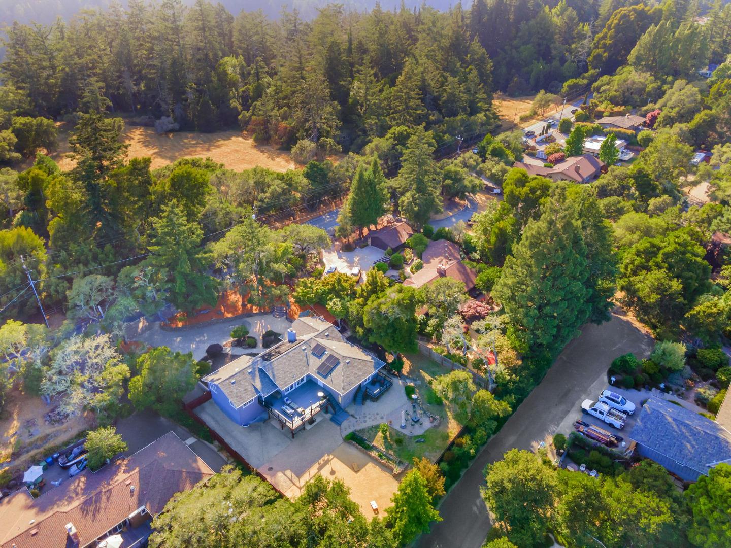 Detail Gallery Image 41 of 44 For 770 Graham Hill Rd, Santa Cruz,  CA 95060 - 3 Beds | 3 Baths