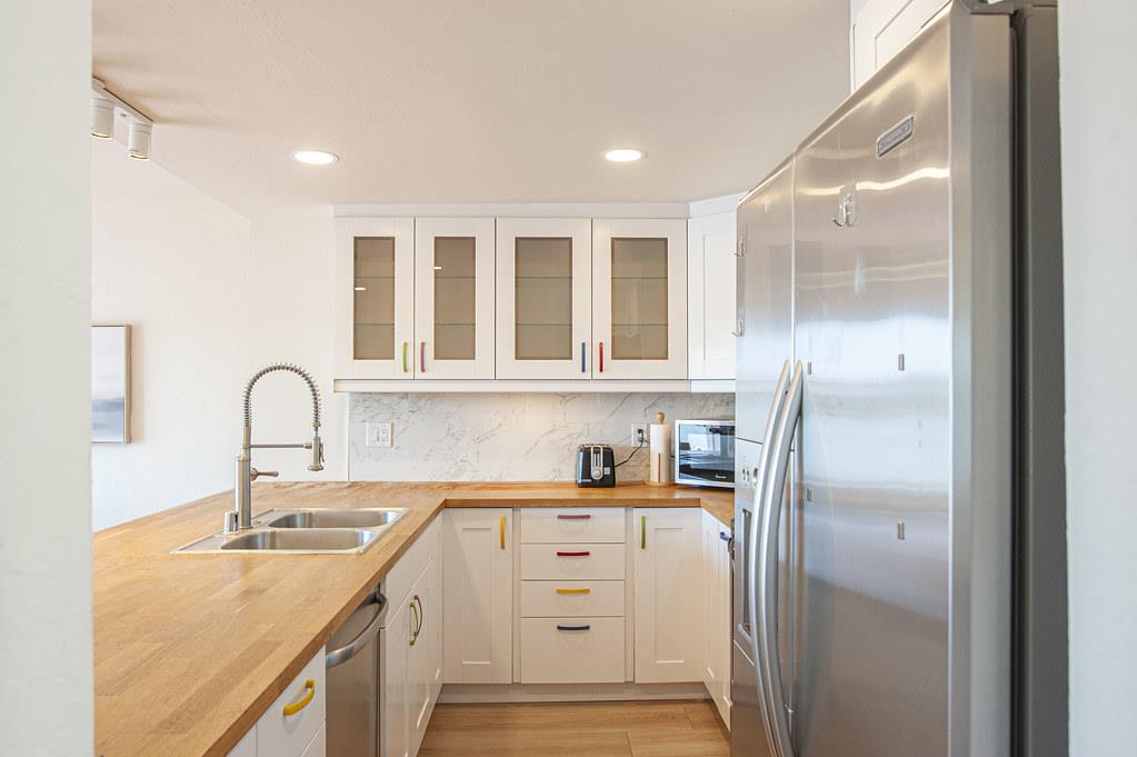 Detail Gallery Image 4 of 46 For 3361 Kimberly Way, San Mateo,  CA 94403 - 3 Beds | 2 Baths