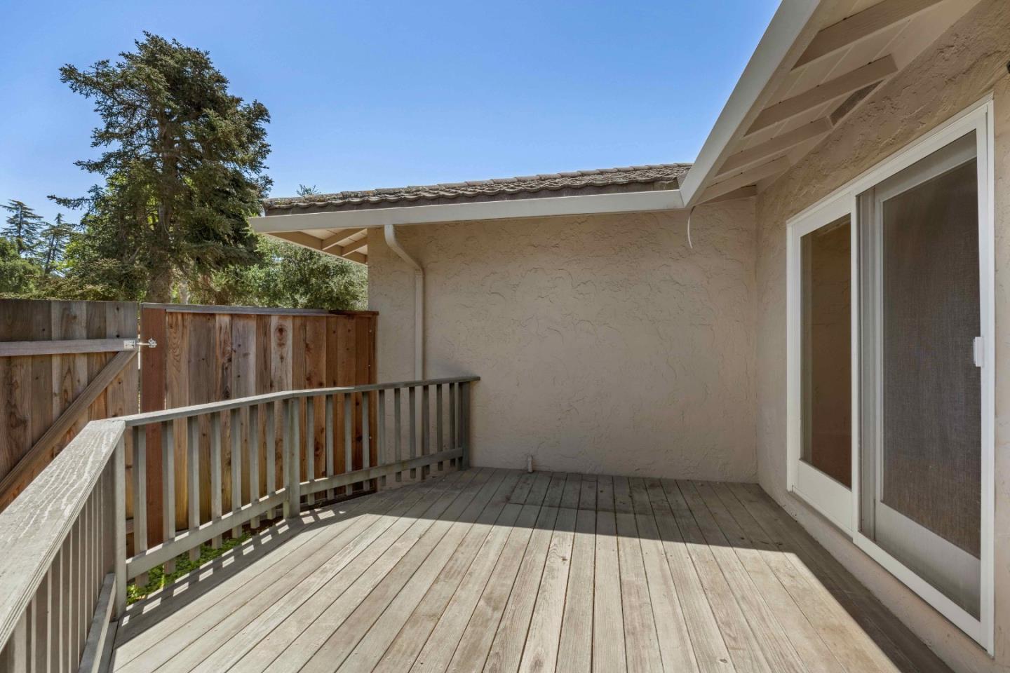 Detail Gallery Image 19 of 35 For 1516 Wistaria Ln, Los Altos,  CA 94024 - 4 Beds | 2/1 Baths