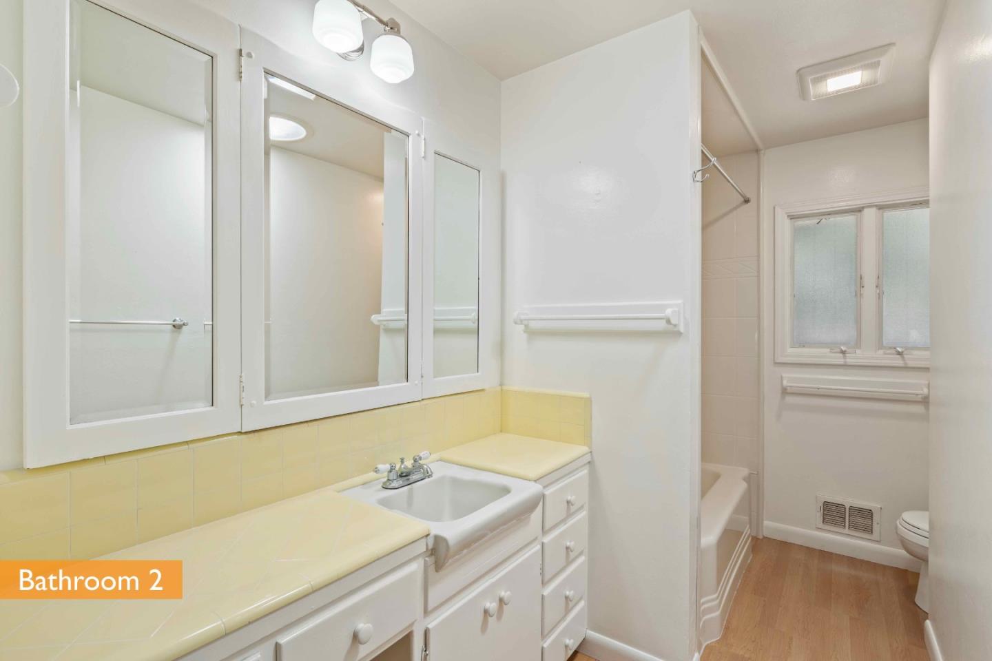 Detail Gallery Image 26 of 35 For 1516 Wistaria Ln, Los Altos,  CA 94024 - 4 Beds | 2/1 Baths