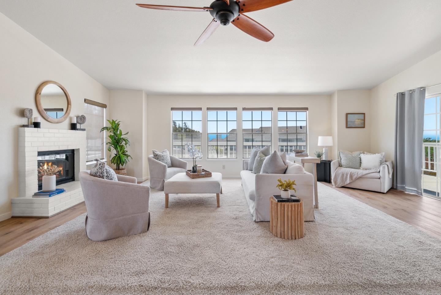 Detail Gallery Image 13 of 40 For 461 Arca Dr, La Selva Beach,  CA 95076 - 3 Beds | 2/1 Baths