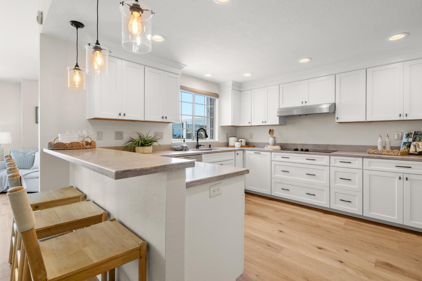 Detail Gallery Image 20 of 40 For 461 Arca Dr, La Selva Beach,  CA 95076 - 3 Beds | 2/1 Baths