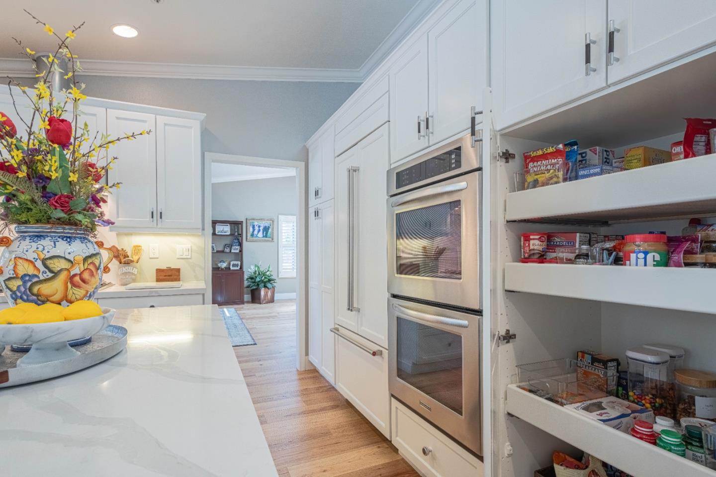 Detail Gallery Image 16 of 68 For 25552 Meadowview Cir, Salinas,  CA 93908 - 3 Beds | 3 Baths