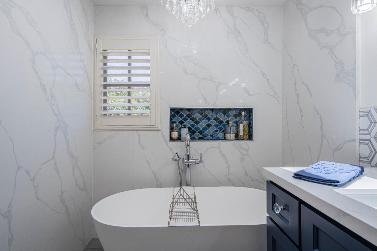 Detail Gallery Image 29 of 68 For 25552 Meadowview Cir, Salinas,  CA 93908 - 3 Beds | 3 Baths