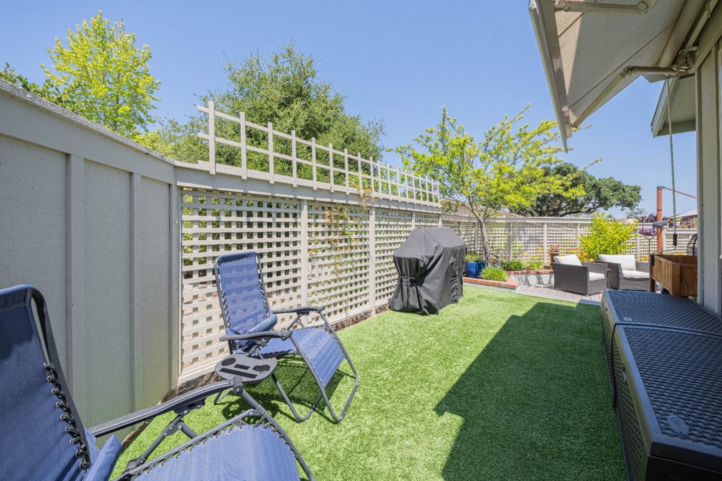Detail Gallery Image 52 of 68 For 25552 Meadowview Cir, Salinas,  CA 93908 - 3 Beds | 3 Baths