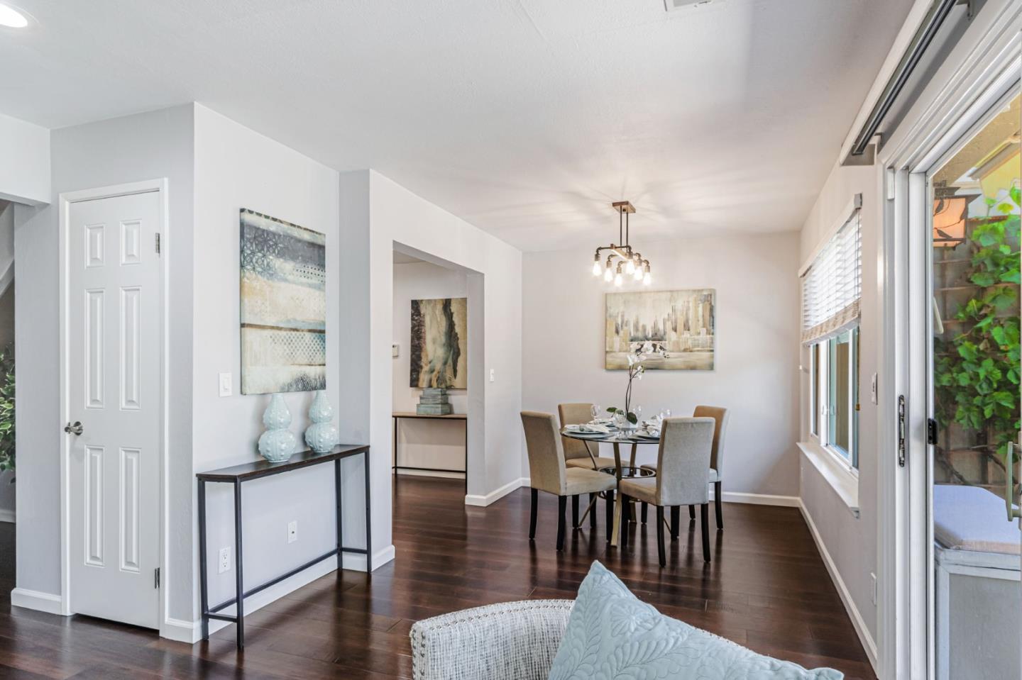 Detail Gallery Image 16 of 47 For 5651 Sunflower Ln, San Jose,  CA 95118 - 3 Beds | 2/1 Baths