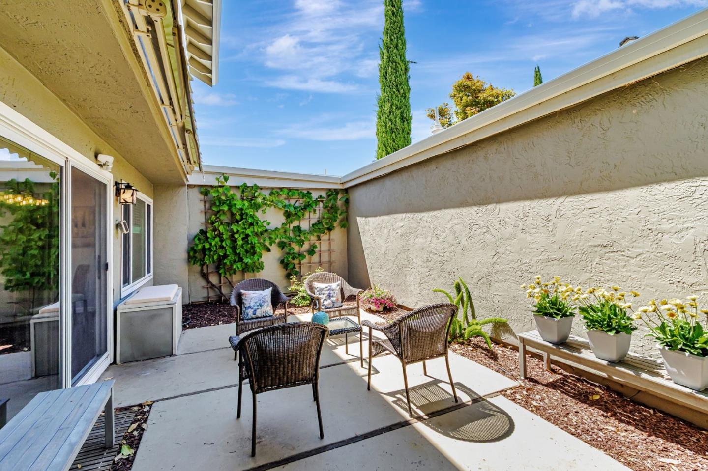 Detail Gallery Image 22 of 47 For 5651 Sunflower Ln, San Jose,  CA 95118 - 3 Beds | 2/1 Baths