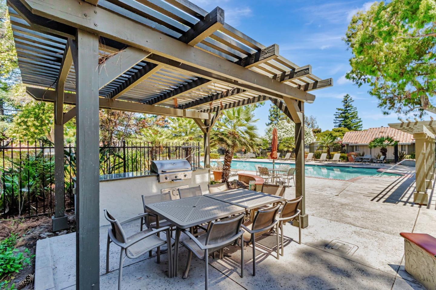Detail Gallery Image 39 of 47 For 5651 Sunflower Ln, San Jose,  CA 95118 - 3 Beds | 2/1 Baths