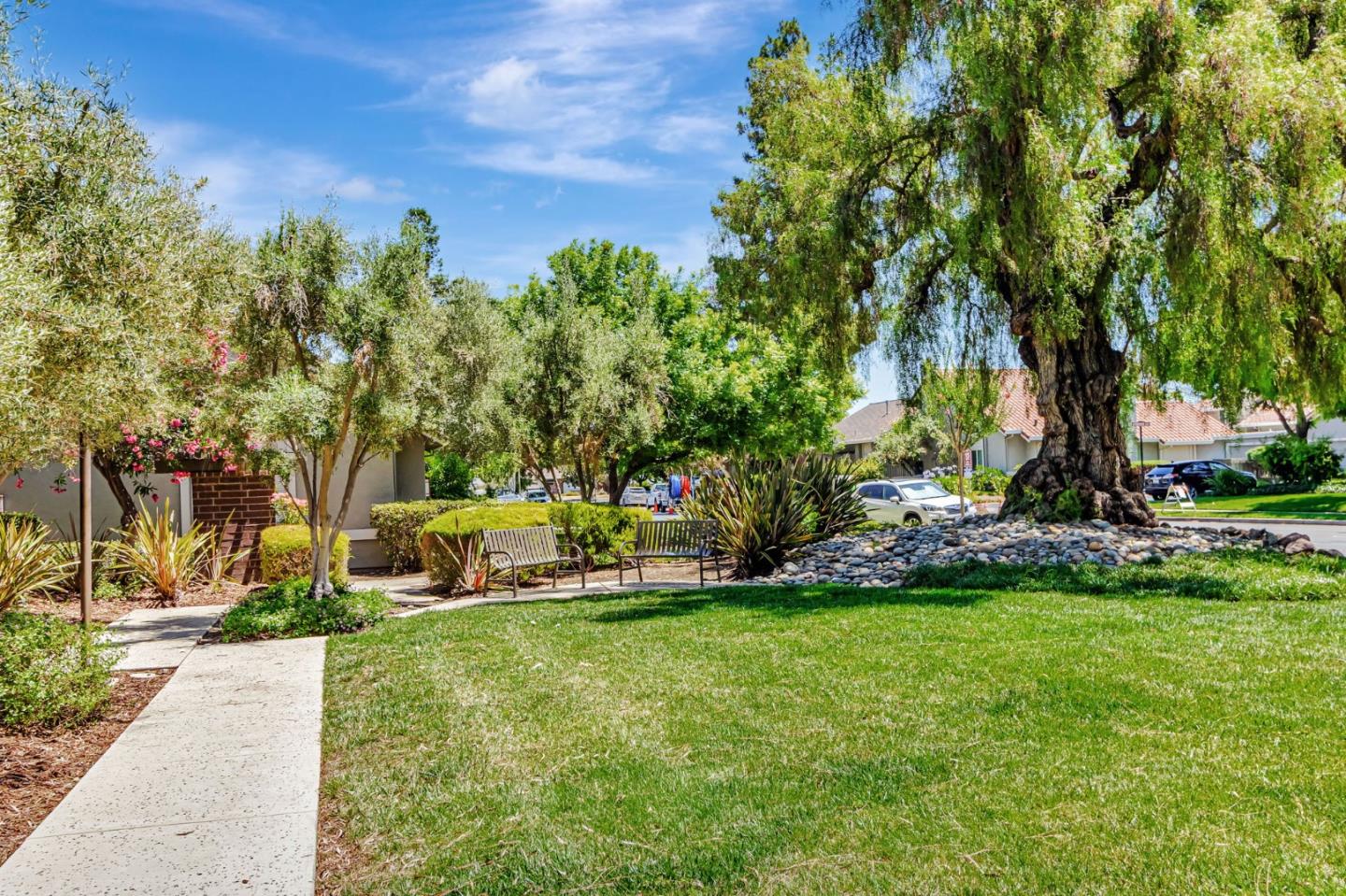 Detail Gallery Image 45 of 47 For 5651 Sunflower Ln, San Jose,  CA 95118 - 3 Beds | 2/1 Baths