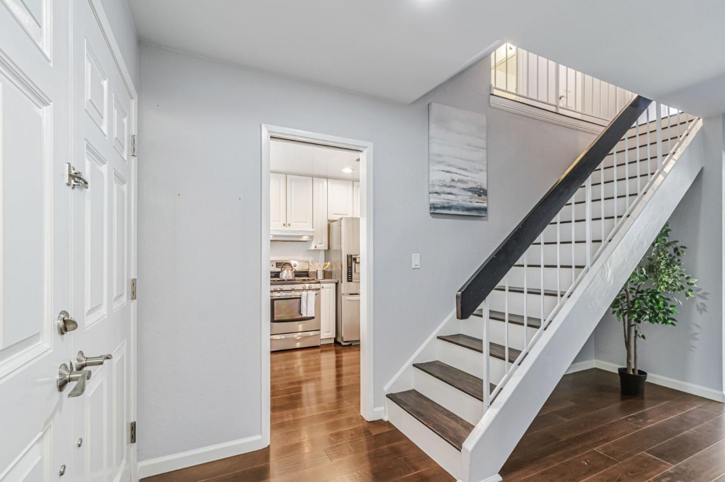 Detail Gallery Image 5 of 47 For 5651 Sunflower Ln, San Jose,  CA 95118 - 3 Beds | 2/1 Baths