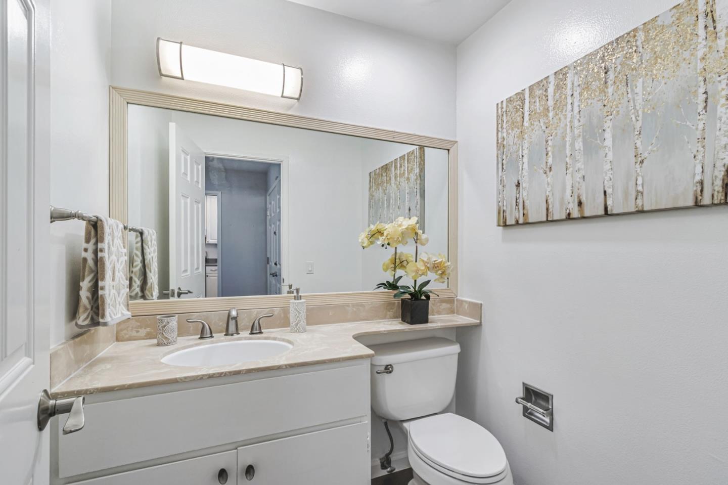 Detail Gallery Image 8 of 47 For 5651 Sunflower Ln, San Jose,  CA 95118 - 3 Beds | 2/1 Baths