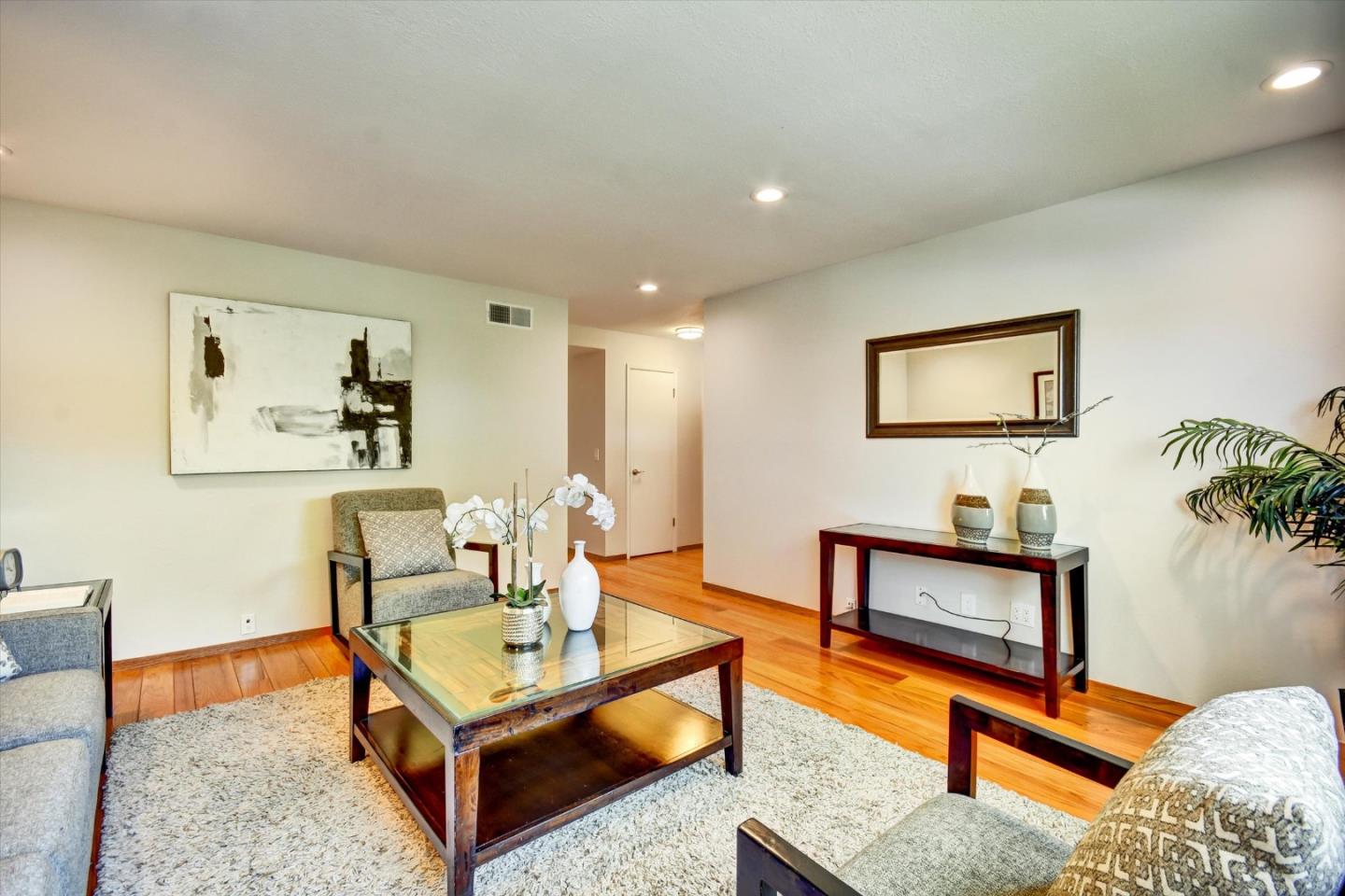 Detail Gallery Image 8 of 36 For 448 Kings Ct, Campbell,  CA 95008 - 4 Beds | 2 Baths