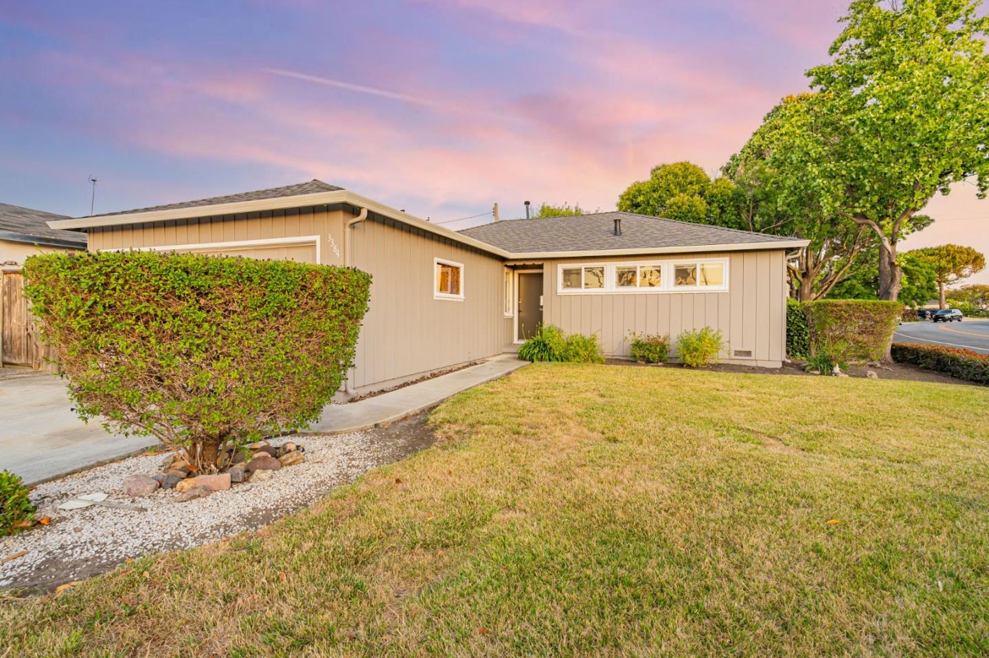 Detail Gallery Image 33 of 51 For 3384 Fowler Ave, Santa Clara,  CA 95051 - 3 Beds | 1 Baths