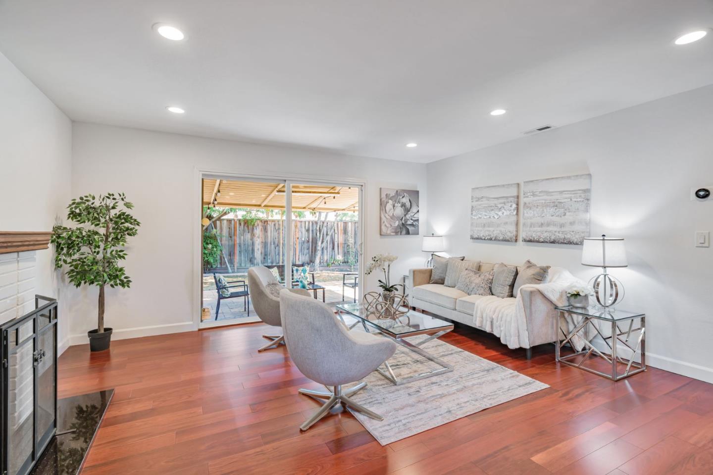 Detail Gallery Image 7 of 51 For 3384 Fowler Ave, Santa Clara,  CA 95051 - 3 Beds | 1 Baths