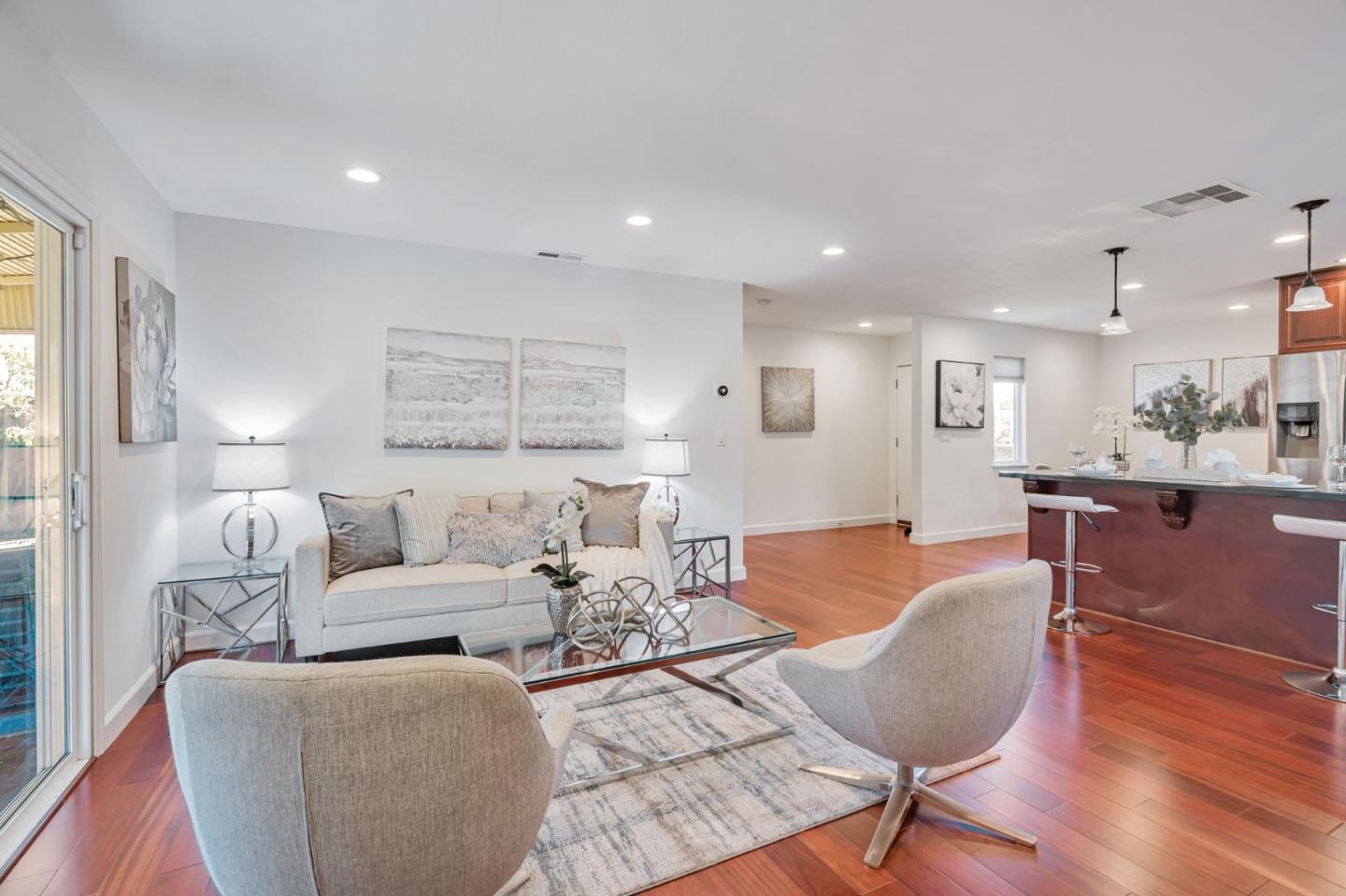 Detail Gallery Image 8 of 51 For 3384 Fowler Ave, Santa Clara,  CA 95051 - 3 Beds | 1 Baths