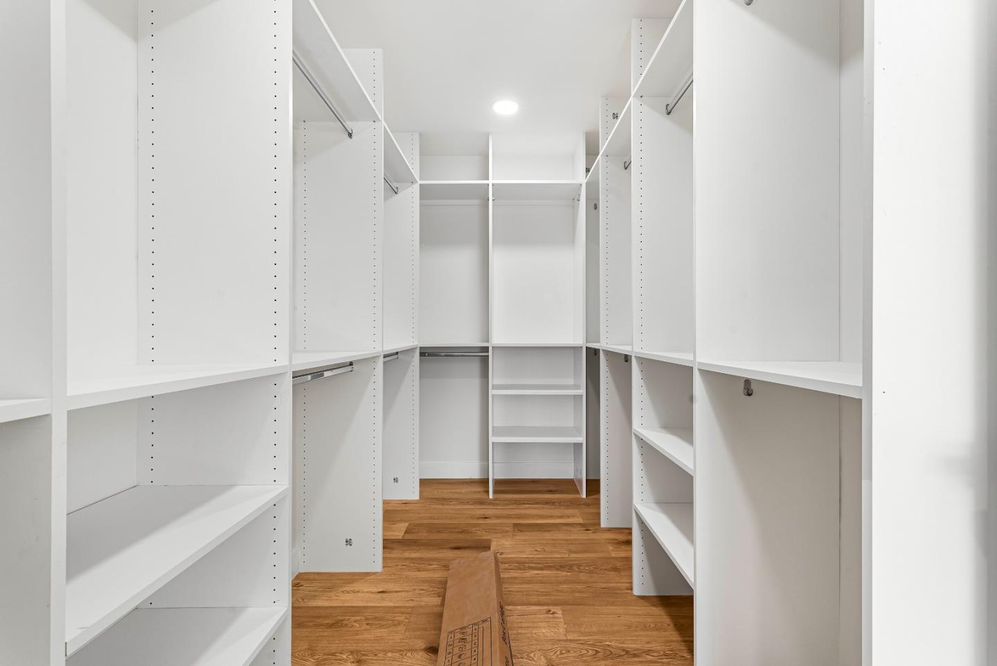 Detail Gallery Image 13 of 47 For 12225 Foothill Ave, San Martin,  CA 95046 - 4 Beds | 4/1 Baths
