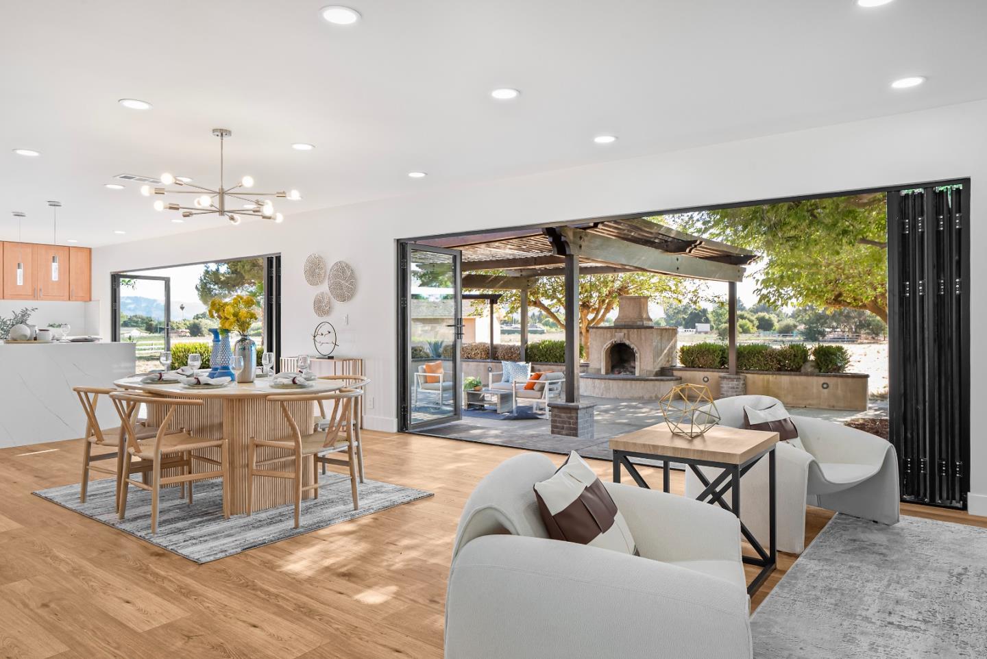 Detail Gallery Image 22 of 47 For 12225 Foothill Ave, San Martin,  CA 95046 - 4 Beds | 4/1 Baths