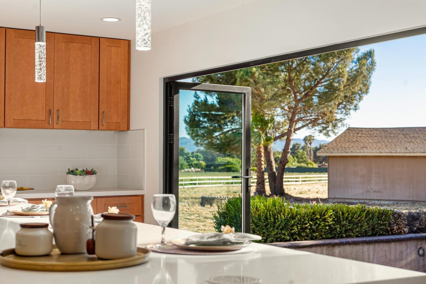 Detail Gallery Image 24 of 47 For 12225 Foothill Ave, San Martin,  CA 95046 - 4 Beds | 4/1 Baths