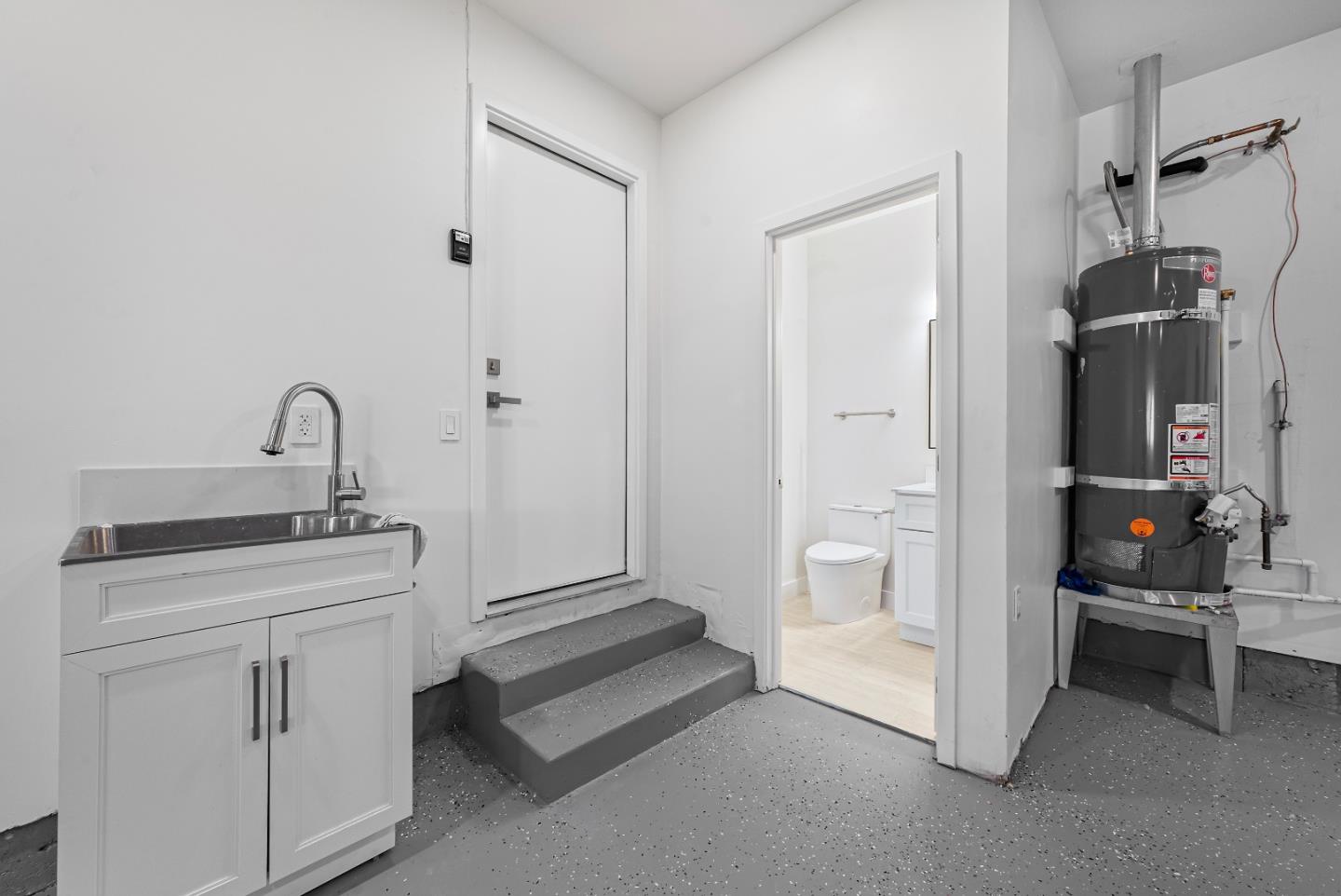 Detail Gallery Image 38 of 47 For 12225 Foothill Ave, San Martin,  CA 95046 - 4 Beds | 4/1 Baths