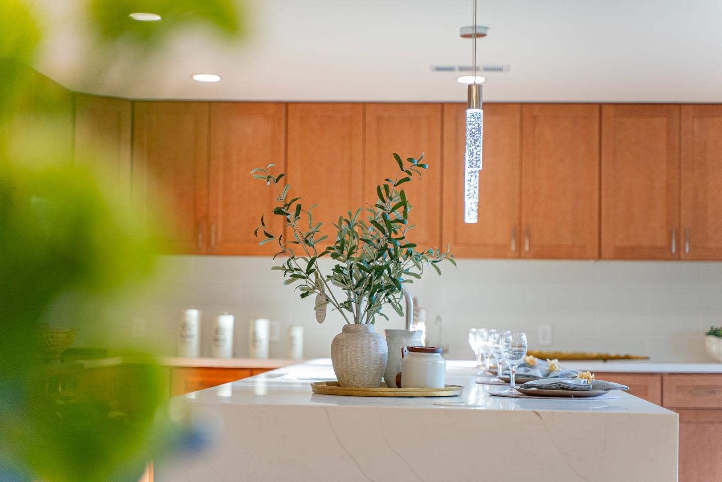 Detail Gallery Image 4 of 47 For 12225 Foothill Ave, San Martin,  CA 95046 - 4 Beds | 4/1 Baths