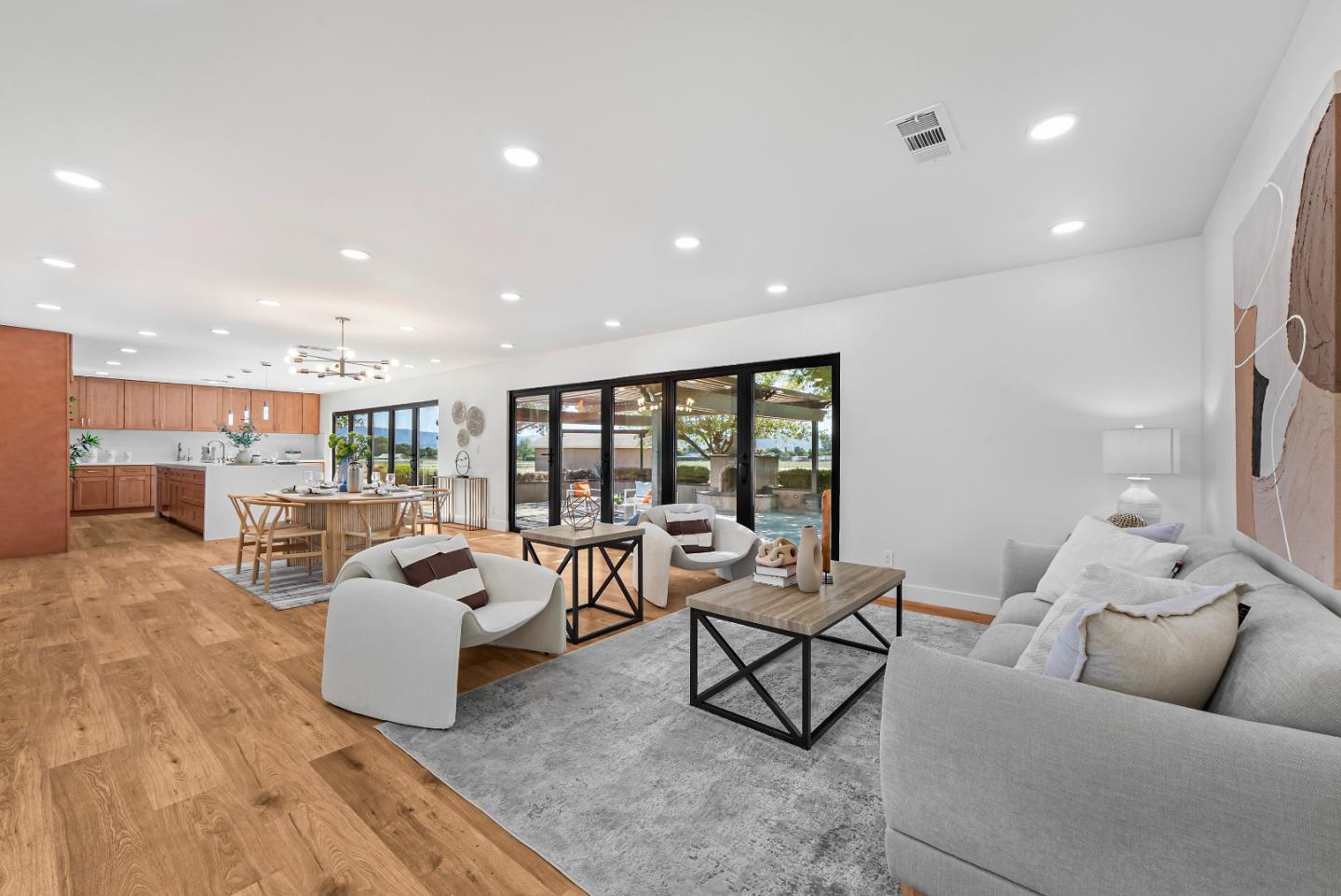 Detail Gallery Image 8 of 47 For 12225 Foothill Ave, San Martin,  CA 95046 - 4 Beds | 4/1 Baths