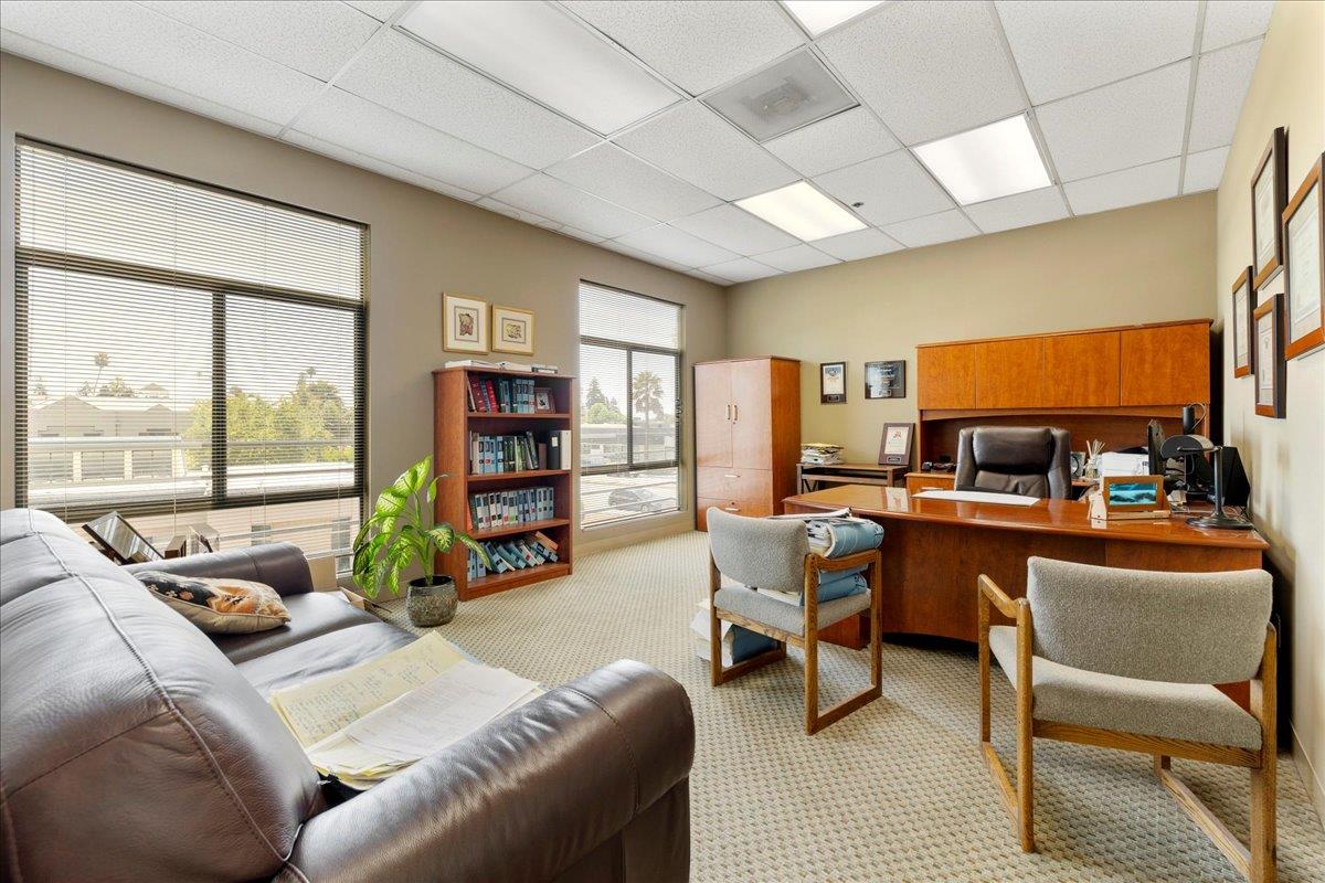 Detail Gallery Image 17 of 20 For 600 Ocean St, Santa Cruz,  CA 95060 - – Beds | – Baths