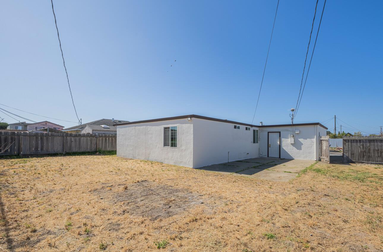 Detail Gallery Image 29 of 30 For 547 Chaparral St, Salinas,  CA 93906 - 4 Beds | 2 Baths