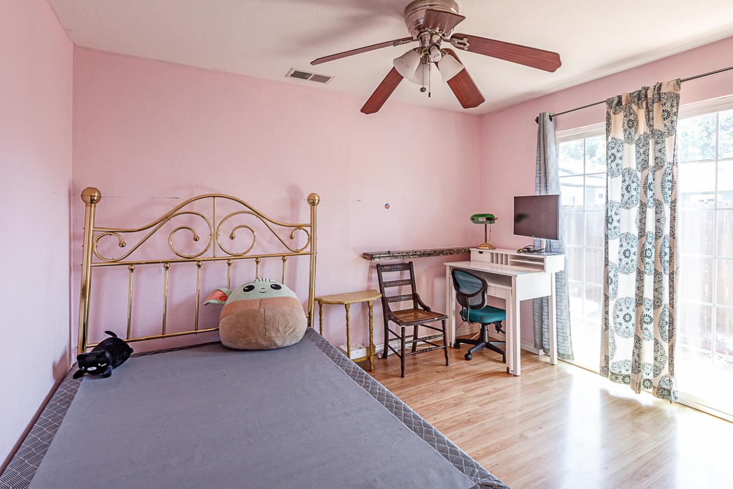 Detail Gallery Image 23 of 36 For 13155 Lincoln Ave, San Martin,  CA 95046 - 5 Beds | 2/1 Baths