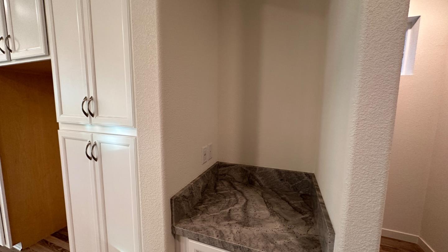 Detail Gallery Image 5 of 26 For 2934 Wheat Grass St, Sacramento,  CA 95833 - 3 Beds | 2/1 Baths