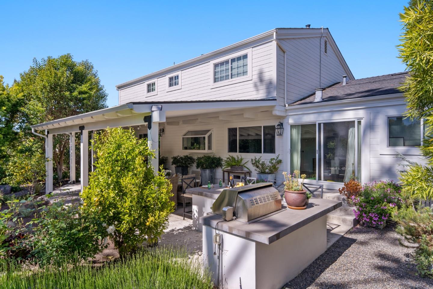 Detail Gallery Image 23 of 52 For 2 Black Tail Ln, Monterey,  CA 93940 - 4 Beds | 3 Baths