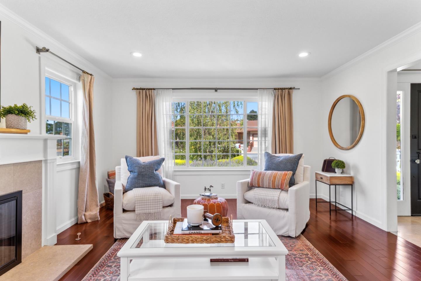 Detail Gallery Image 9 of 52 For 2 Black Tail Ln, Monterey,  CA 93940 - 4 Beds | 3 Baths