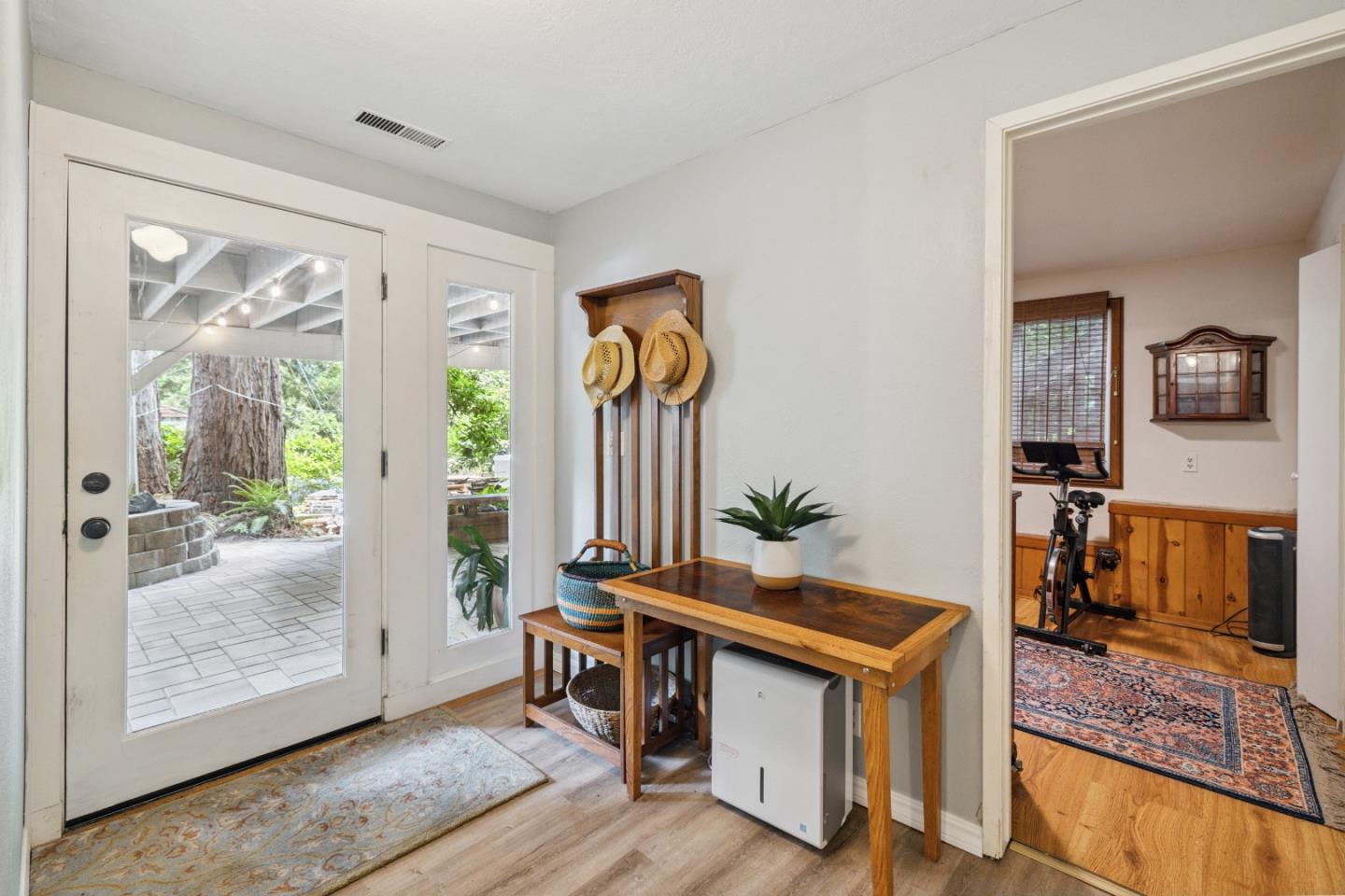 Detail Gallery Image 12 of 28 For 17520 Comanche Trl, Los Gatos,  CA 95033 - 4 Beds | 2 Baths