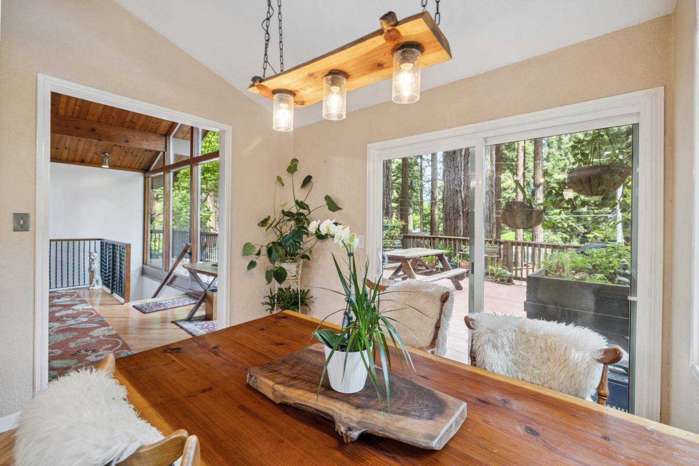Detail Gallery Image 8 of 28 For 17520 Comanche Trl, Los Gatos,  CA 95033 - 4 Beds | 2 Baths