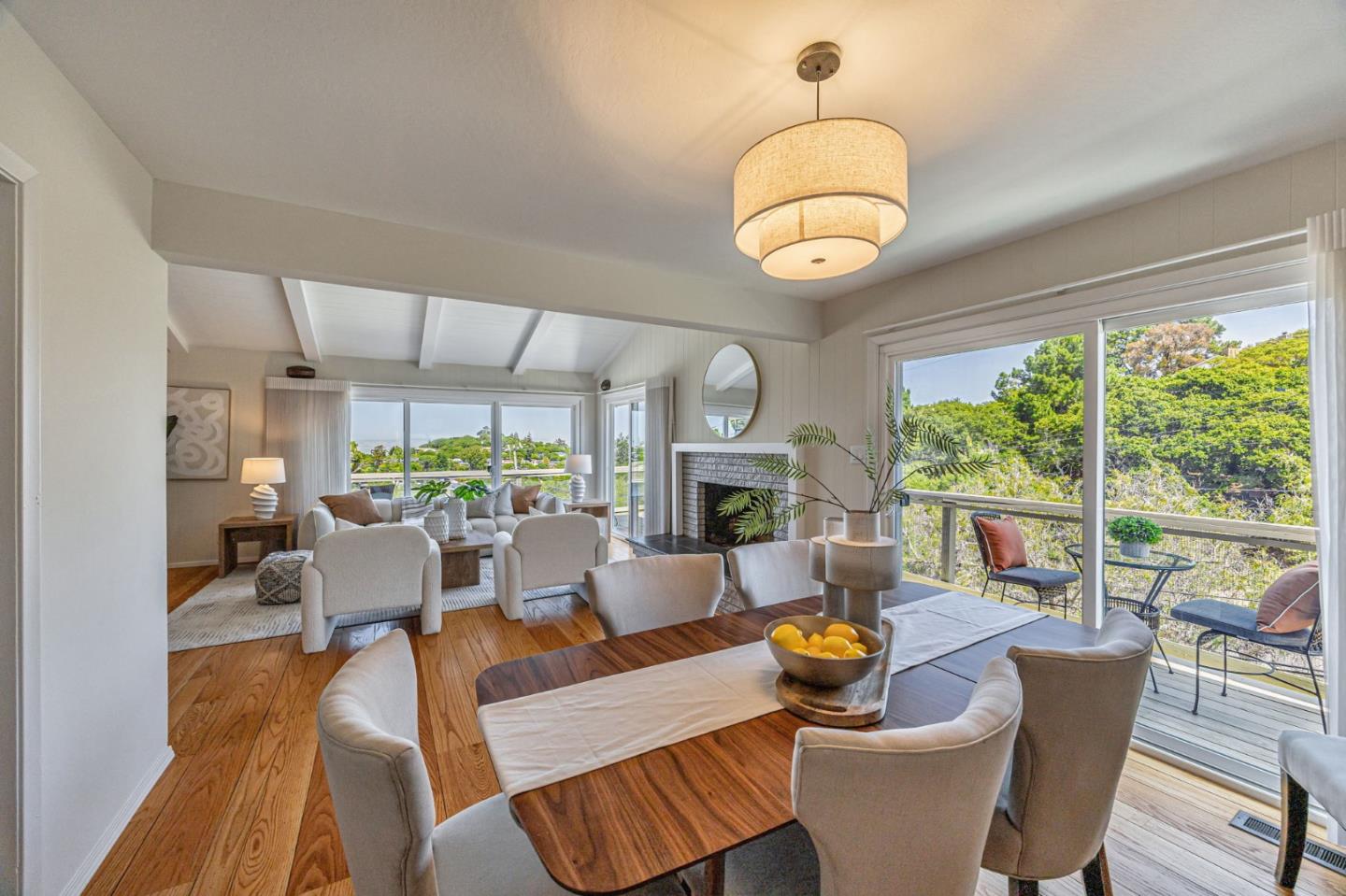 Detail Gallery Image 18 of 77 For 2242 Semeria Ave, Belmont,  CA 94002 - 4 Beds | 2/1 Baths