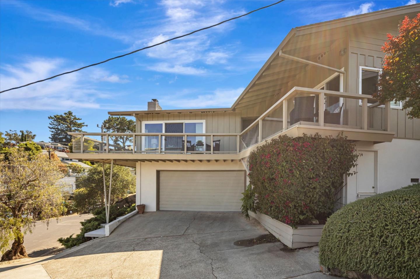 Detail Gallery Image 2 of 77 For 2242 Semeria Ave, Belmont,  CA 94002 - 4 Beds | 2/1 Baths