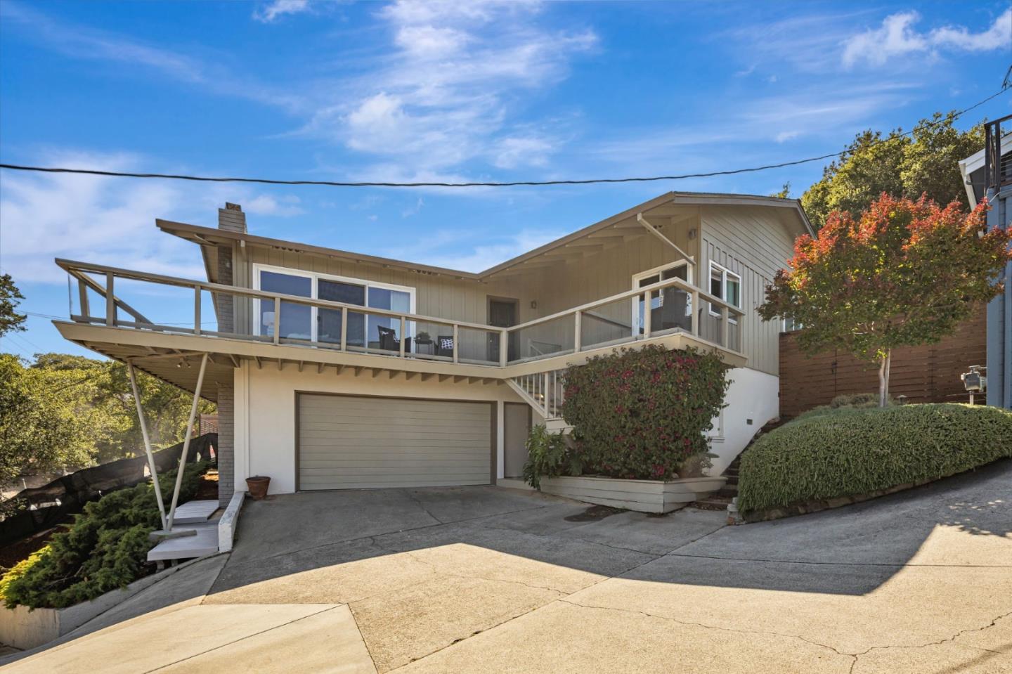 Detail Gallery Image 4 of 77 For 2242 Semeria Ave, Belmont,  CA 94002 - 4 Beds | 2/1 Baths