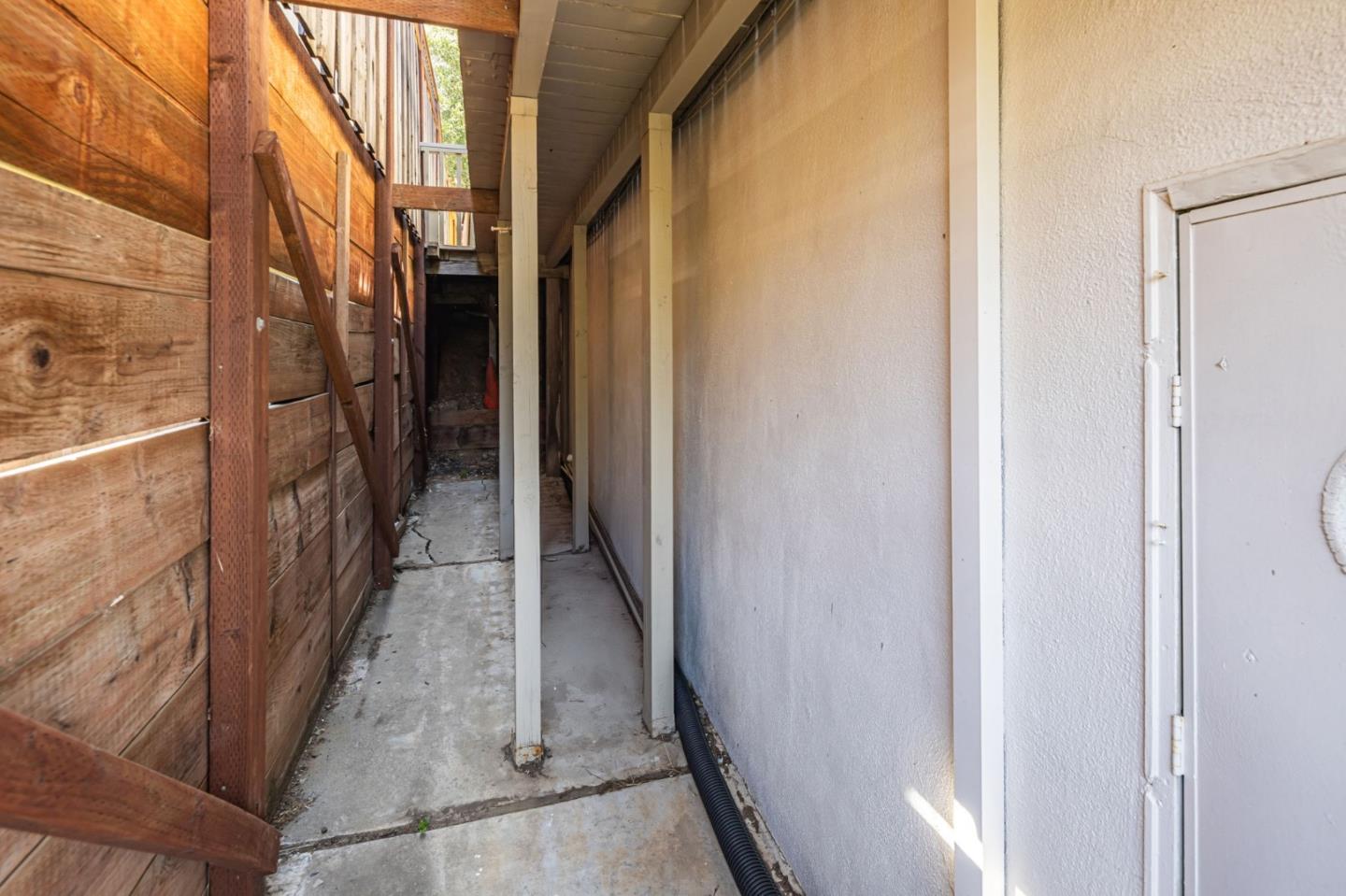 Detail Gallery Image 52 of 77 For 2242 Semeria Ave, Belmont,  CA 94002 - 4 Beds | 2/1 Baths